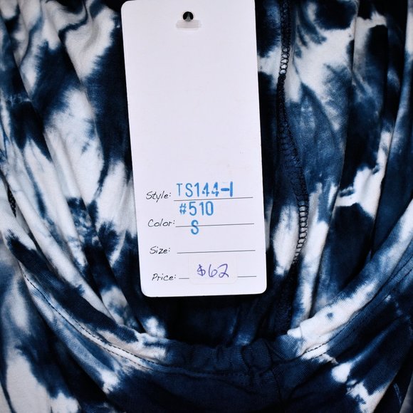 NWT $62 River Tie-Dye Hooded Blouse S, Blue & White 3/4 Sleeves, Loose Fit Flowy - Picture 6 of 8